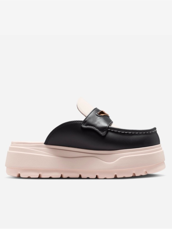 Nike Shoes - 🧴 Nike Air Jordan Mule Chalk Black 🧴